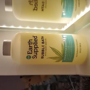 NWT 34Oz. XL Hemp Seed Oil Bubble Bath Eucalyptus Essential Oil - Earth Supplied